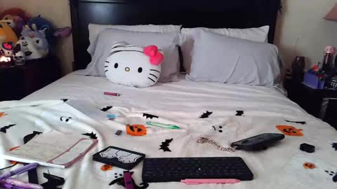 gothbaby305 online show from September 30, 11:59 am