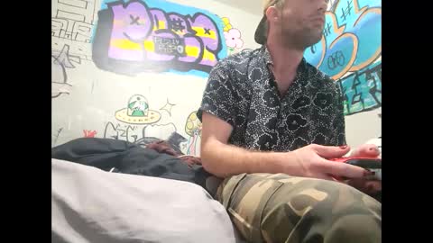 gothboityplz online show from September 9, 8:58 am