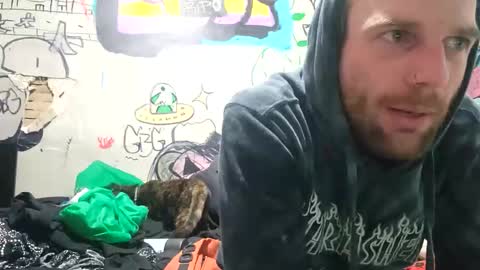 gothboityplz online show from November 15, 9:06 am