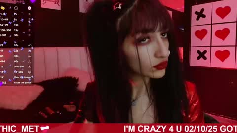 Meredith Alessandra online show from October 3, 4:31 am