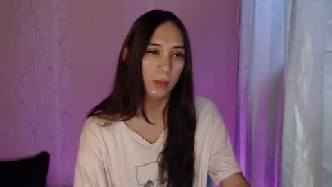 HoneyGrace online show from November 17, 4:18 am