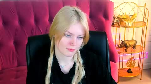 Grace Glamour online show from January 31, 8:11 am