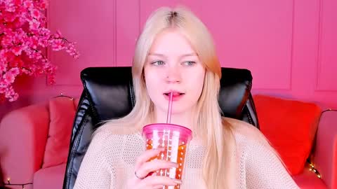 Grace Glamour online show from February 4, 5:31 am