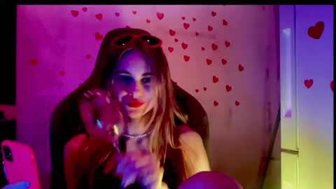 gracetorrezz online show from February 14, 1:29 pm