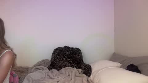 graceyrose online show from September 29, 3:50 pm