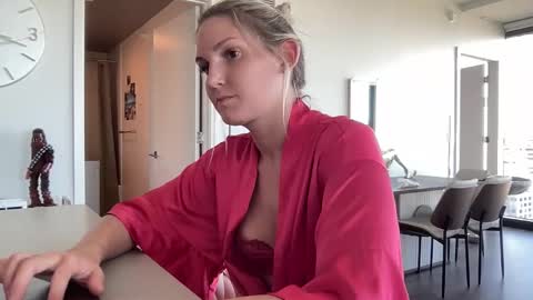 Gracie Mae online show from September 30, 8:25 pm