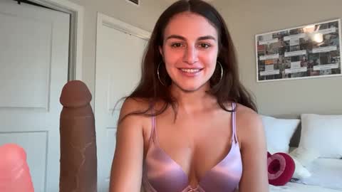 Gracie Smith online show from September 19, 8:31 pm