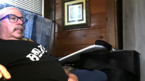 Snapshot of granitebuckeye1969 chatting on October 6, 9:45 pm granitebuckeye1969 online show from October 6, 9:45 pm