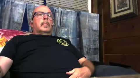 Snapshot of granitebuckeye1969 chatting on October 18, 10:21 pm granitebuckeye1969 online show from October 18, 10:21 pm