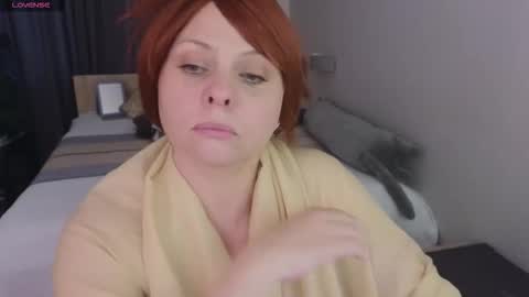 Snapshot of gray_swann chatting on November 19, 9:31 am Ray online show from November 19, 9:31 am