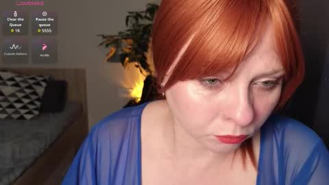 Snapshot of gray_swann chatting on December 16, 8:52 am Ray online show from December 16, 8:52 am