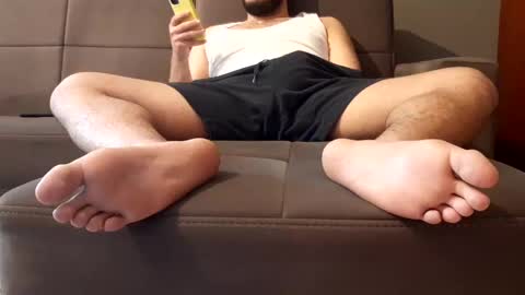 Snapshot of grboy5191808 chatting on February 2, 2:13 pm grboy5191808 online show from February 2, 2:13 pm