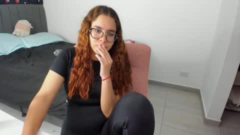 GreciaRuiz online show from October 13, 11:49 pm