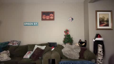 SexQueen Nikki online show from December 21, 4:19 am