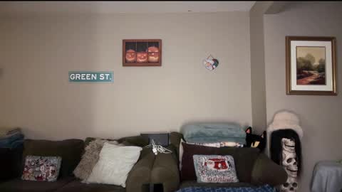 SexQueen Nikki online show from December 31, 5:11 am