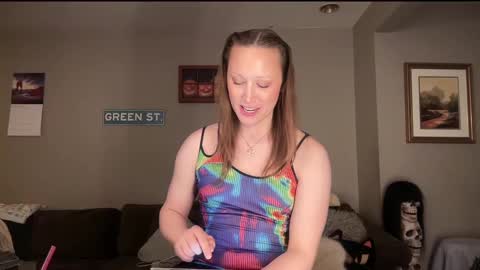 SexQueen Nikki online show from February 18, 6:15 am