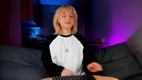 Greg-independent model online show from January 10, 5:26 am