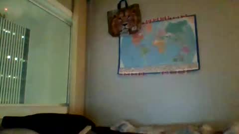 Snapshot of gregrev chatting on December 19, 2:34 am gregrev online show from December 19, 2:34 am