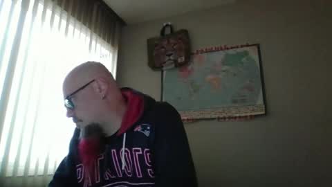 Snapshot of gregrev chatting on January 4, 11:06 pm gregrev online show from January 4, 11:06 pm