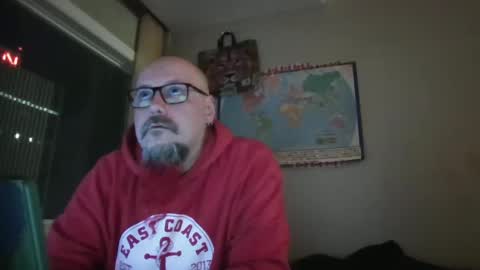 Snapshot of gregrev chatting on January 24, 2:39 am gregrev online show from January 24, 2:39 am