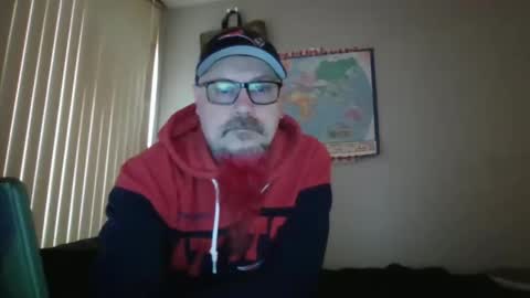 Snapshot of gregrev chatting on February 9, 10:11 pm gregrev online show from February 9, 10:11 pm