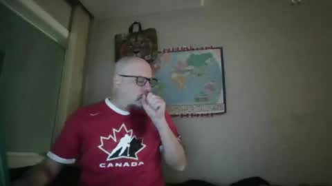 Snapshot of gregrev chatting on February 13, 1:29 am gregrev online show from February 13, 1:29 am