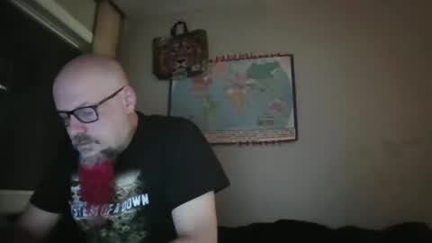 Snapshot of gregrev chatting on March 7, 2:46 am gregrev online show from March 7, 2:46 am