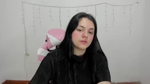 Snapshot of greicy_rouse chatting on December 2, 6:10 pm greicy_rouse online show from December 2, 6:10 pm