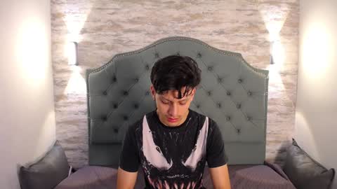 Gremory - Redlin online show from February 5, 7:31 pm