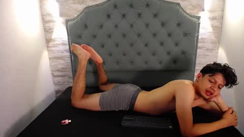 Gremory - Redlin online show from February 13, 2:01 am