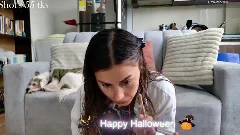 Snapshot of greta_miss chatting on October 31, 2:51 pm Emmy online show from October 31, 2:51 pm