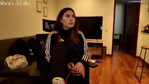 Snapshot of greta_miss chatting on November 1, 7:27 pm Emmy online show from November 1, 7:27 pm