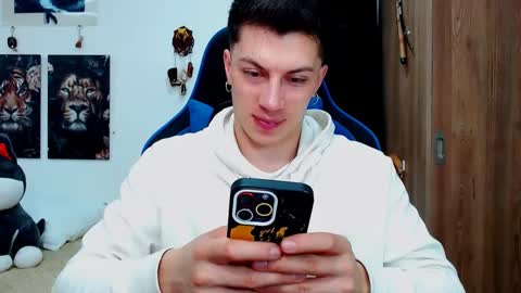 Snapshot of griego01 chatting on December 3, 4:14 am griego01 online show from December 3, 4:14 am