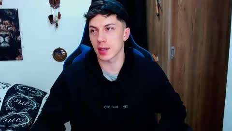 Snapshot of griego01 chatting on December 4, 10:08 pm griego01 online show from December 4, 10:08 pm