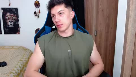 Snapshot of griego01 chatting on January 21, 7:17 pm griego01 online show from January 21, 7:17 pm