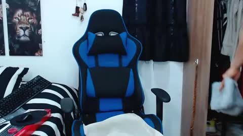 Snapshot of griego01 chatting on March 9, 6:32 pm griego01 online show from March 9, 6:32 pm