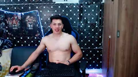 Snapshot of griego01 chatting on September 24, 1:09 am griego01 online show from September 24, 1:09 am