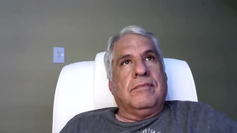 Snapshot of grisa01 chatting on January 25, 10:07 pm grisa01 online show from January 25, 10:07 pm