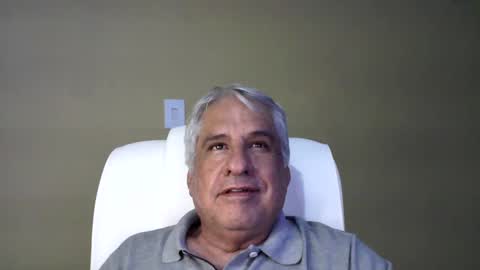 Snapshot of grisa01 chatting on January 28, 9:50 pm grisa01 online show from January 28, 9:50 pm