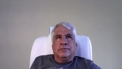 Snapshot of grisa01 chatting on February 1, 2:56 pm grisa01 online show from February 1, 2:56 pm