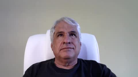 Snapshot of grisa01 chatting on February 3, 6:39 pm grisa01 online show from February 3, 6:39 pm