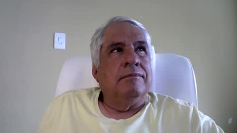 Snapshot of grisa01 chatting on February 9, 2:18 pm grisa01 online show from February 9, 2:18 pm