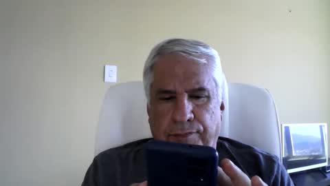 Snapshot of grisa01 chatting on September 15, 1:22 pm grisa01 online show from September 15, 1:22 pm