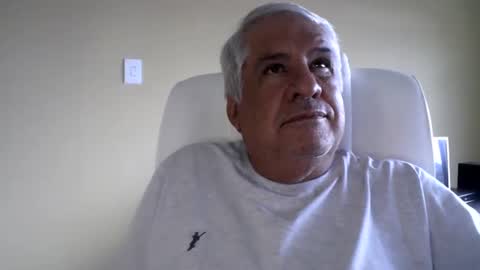 Snapshot of grisa01 chatting on September 21, 2:40 pm grisa01 online show from September 21, 2:40 pm