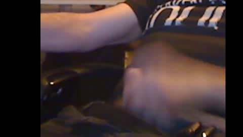 DankMess online show from November 6, 8:32 pm