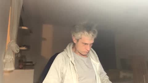 guardiannif_ online show from February 3, 12:47 am