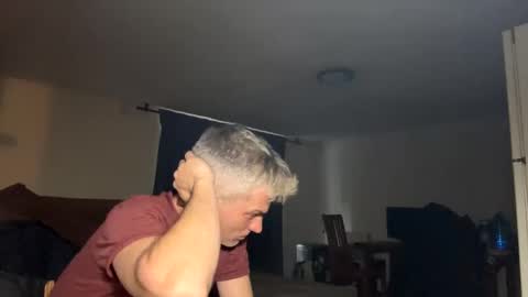 guardiannif_ online show from February 26, 6:47 am