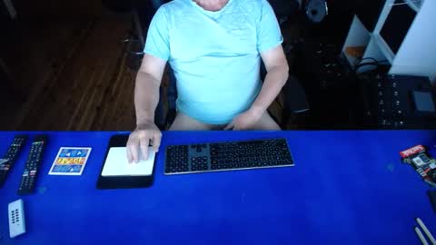 guesswhatigot2 online show from December 2, 10:39 am