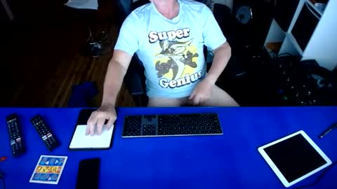 guesswhatigot2 online show from January 29, 9:23 am