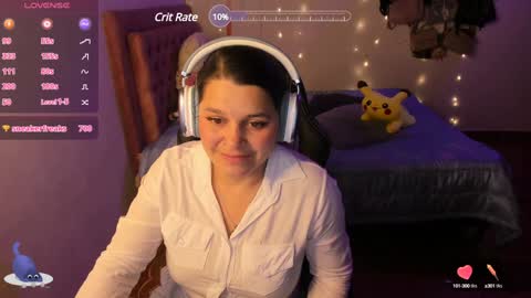 Hello Im Julieta Im 25 years old welcome to my room have fun and be happy. online show from January 20, 2:32 am